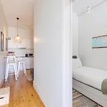 Apartment Viela Chic By Cozy