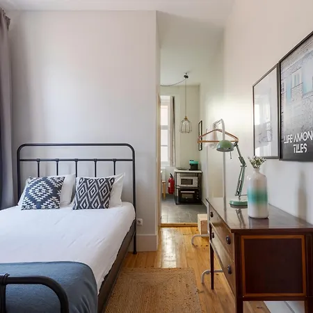 Viela Chic By Cozy *