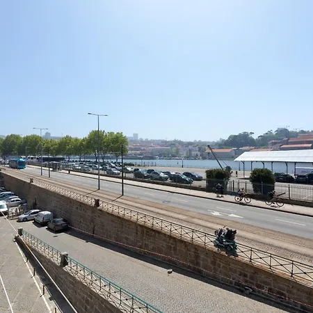 Viela Chic By Cozy *